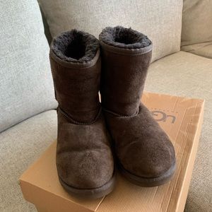 Kids Classic Short Dark Brown Ugg Boots